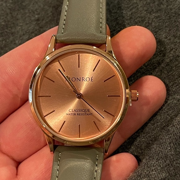 Women’s Monroe watch - Picture 2 of 11